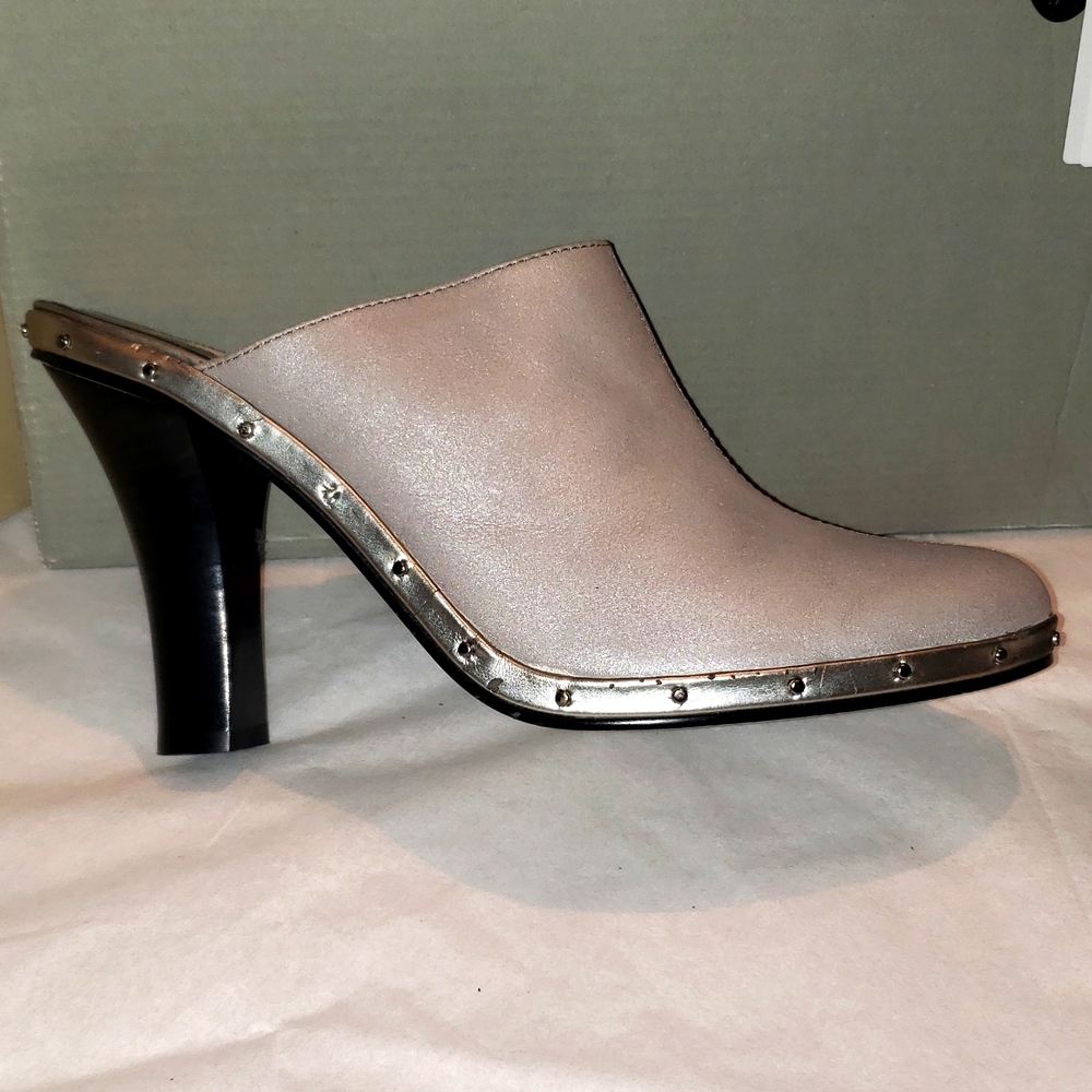 a.n.a Leather Mule Clog Heeled Platform Stud Slide Satin Metallic Women's Sz 9.5 - Picture 1 of 14